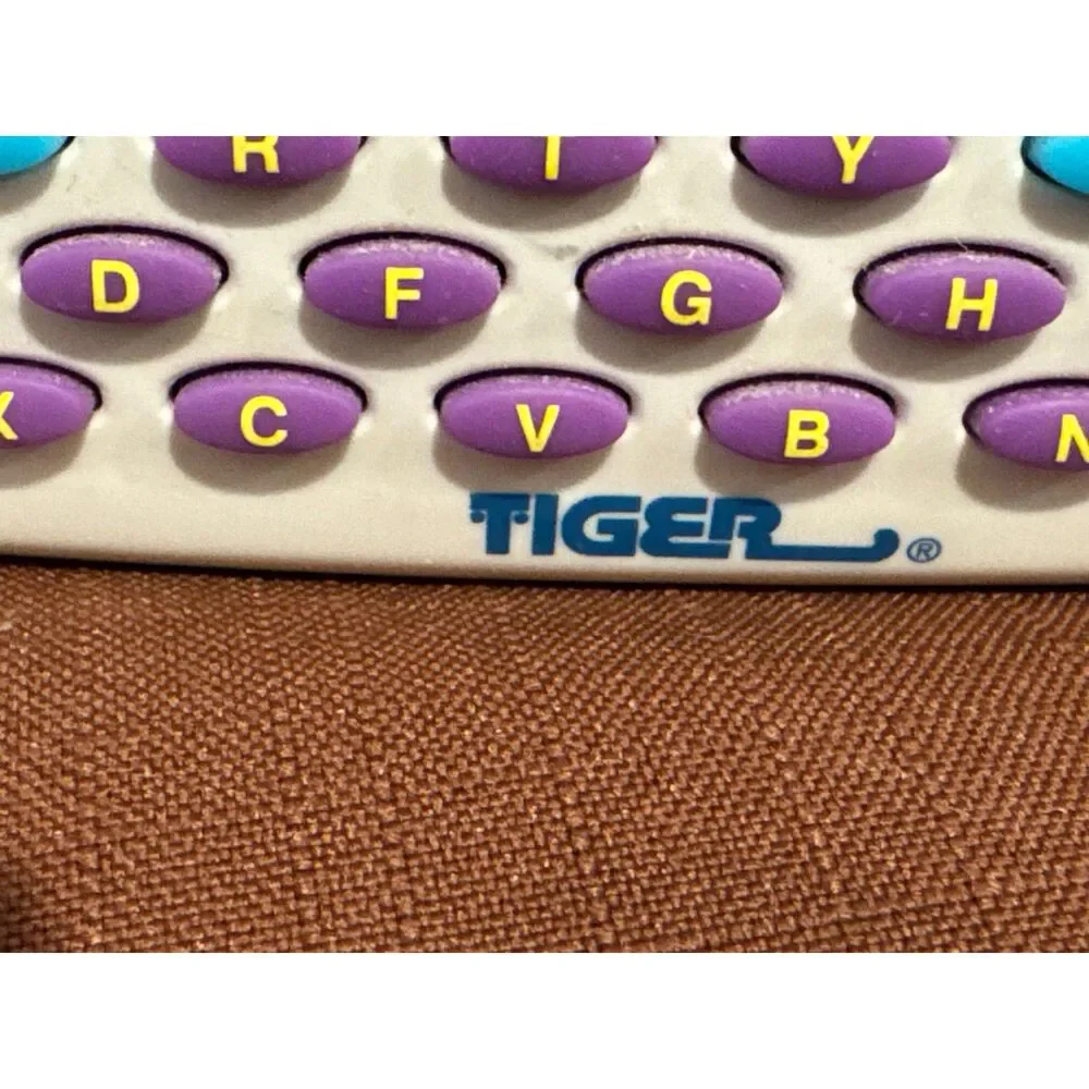 Vintage Tiger Electronics Handheld Video Game 1995 Wheel of Fortune